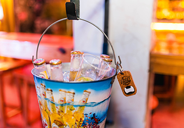 Bonaire Bucket Kralendijk Restaurant Bar Dance